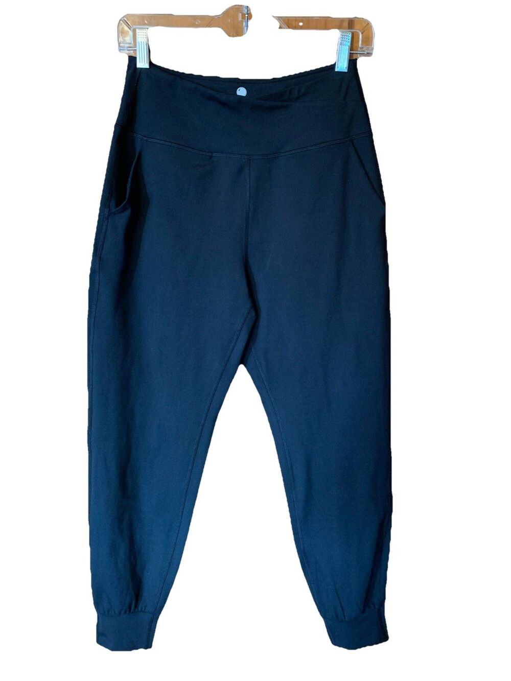 Yogalicious Black Lux Nola $78 Joggers Sz Small Pockets 4 Way Stretch Yoga Gym